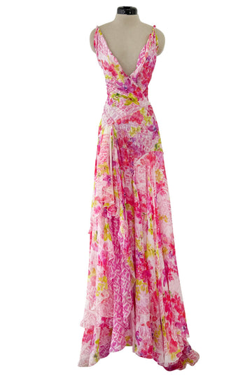 Outstanding Resort 2023 Versace by Donetella Versace Look 18 Tribute to Spring 2004 Pink Dress