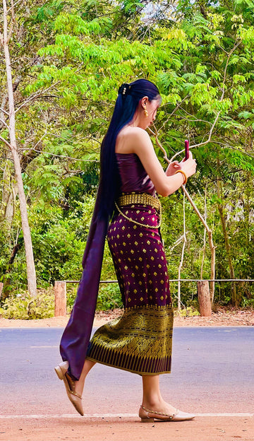 Traditional Khmer Dresses : r/cambodia
